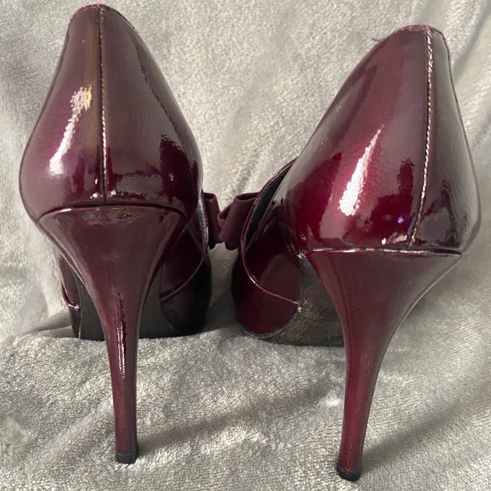 Designer Shoe - Picture 4 of 5